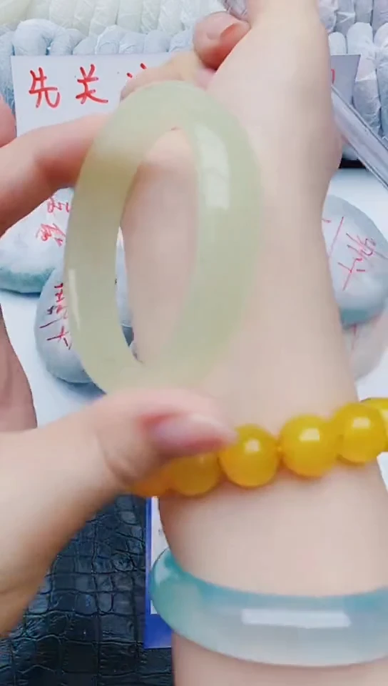 未镶嵌手镯石英质玉z44+59-60