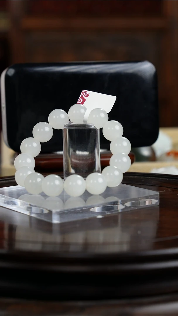 未镶嵌和田玉挂件r****u1