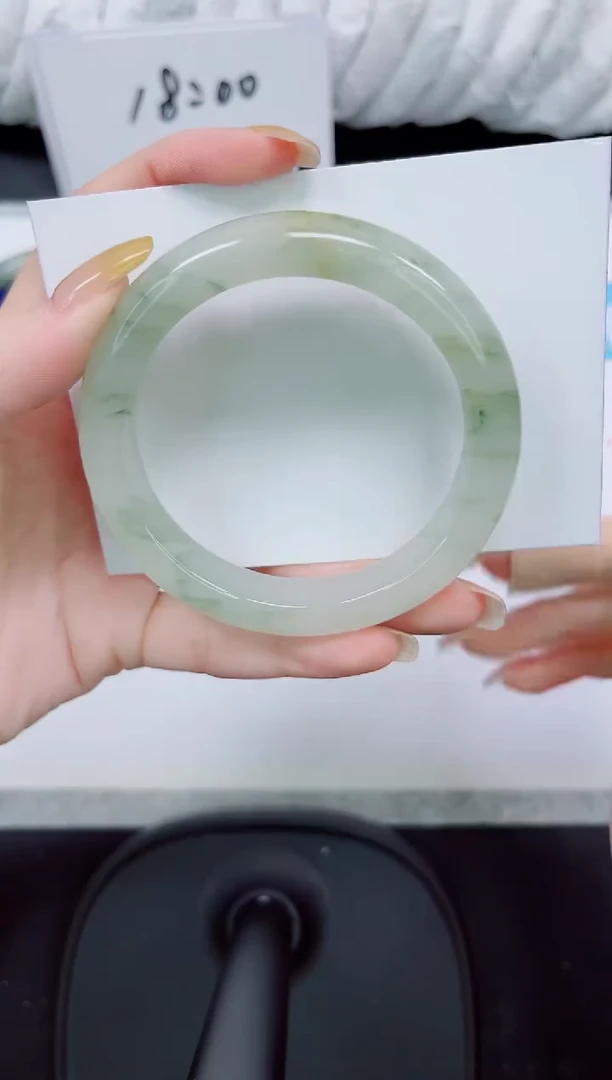 石英质玉手镯未镶嵌358