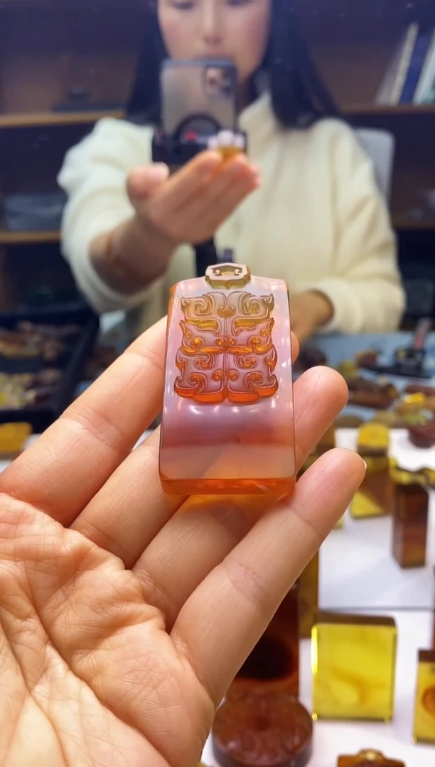 琥珀颈饰未镶嵌SN92-83（左右逢源）