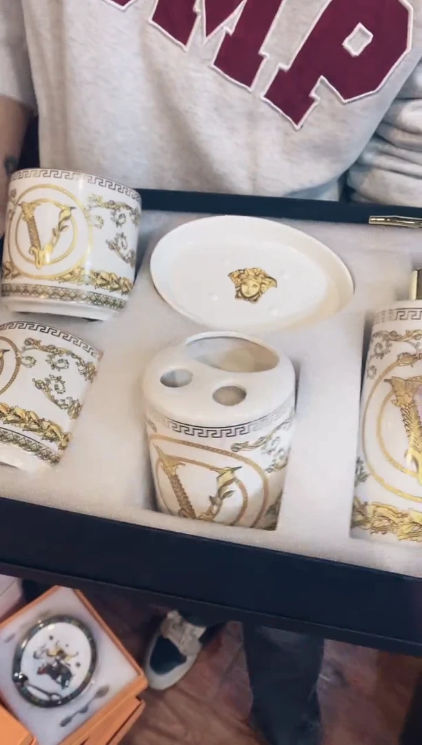 【闪购商品】杯鸿辉家品牌瓷器，京东包邮！