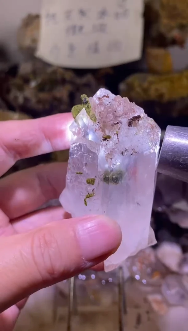 未镶嵌珠宝半成品水晶67号90g四川美姑超七花园水晶
