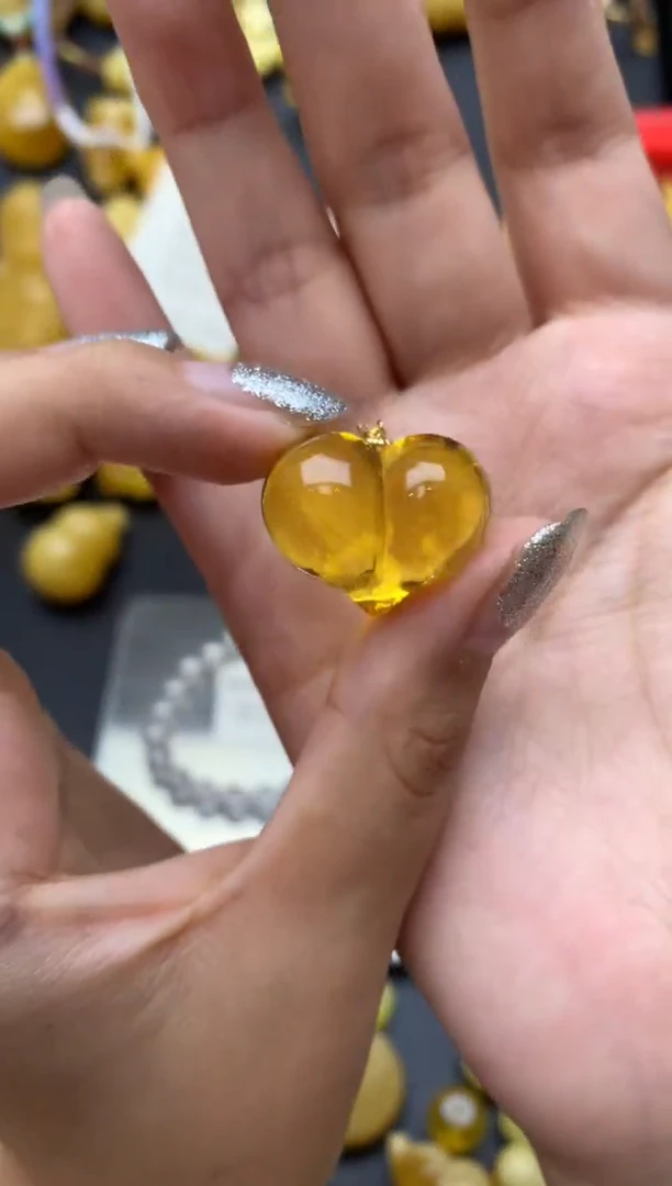 18K金镶嵌琥珀珠宝奇石086琥珀蜜蜡