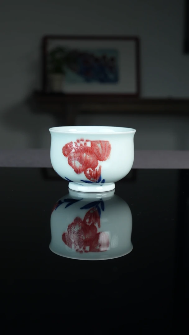 【闪购商品】瓷片《和和美美》青花釉里红主人杯