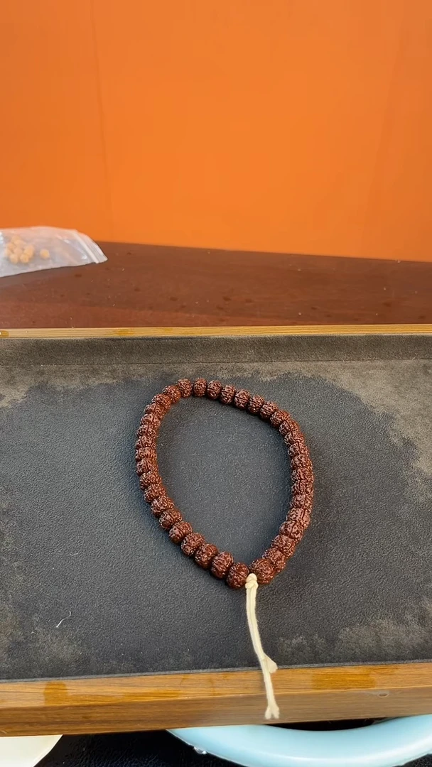 金刚菩提吊坠11+老树王