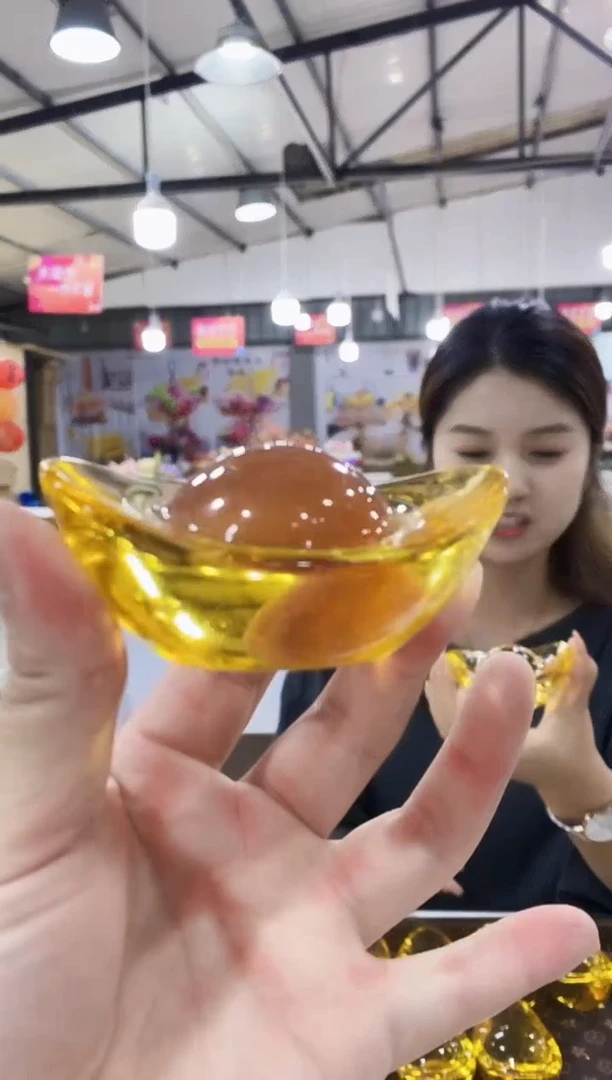 8cm水晶玻璃金色元宝一个