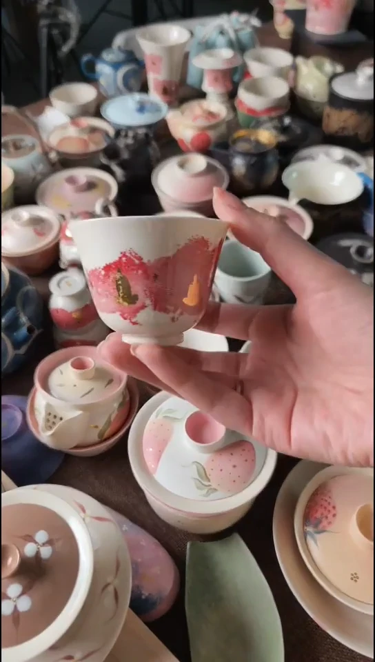 超级好看的粉千佛杯子