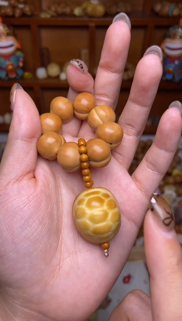 吊坠猴头核桃高定柯基屁桃富甲手捻