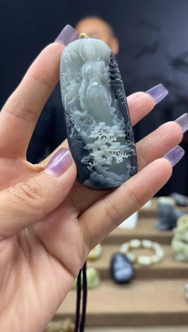 颈饰未镶嵌和田玉1