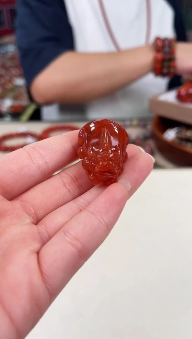 未镶嵌貔貅吊坠南红玛瑙一个/条