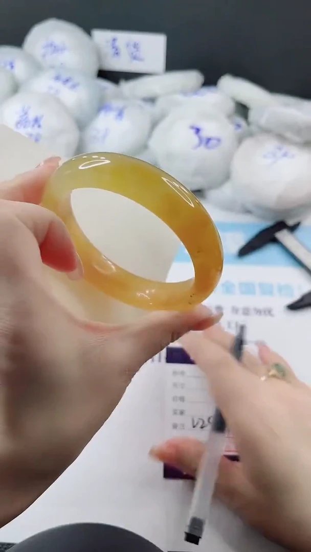 未镶嵌手镯石英质玉多样性发货L299-63