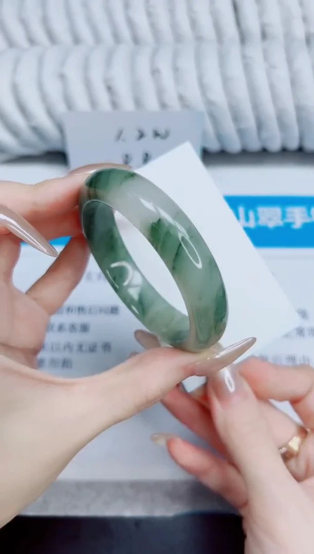 未镶嵌手镯石英质玉111/54