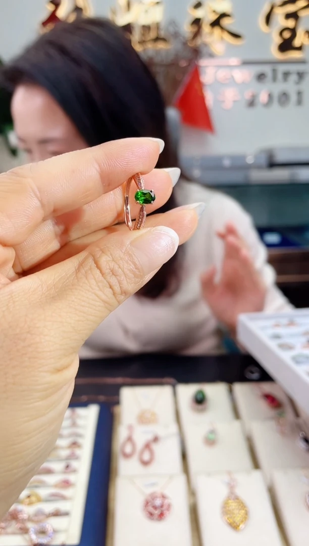 【闪购商品】透辉石戒指银S925镶嵌无证书