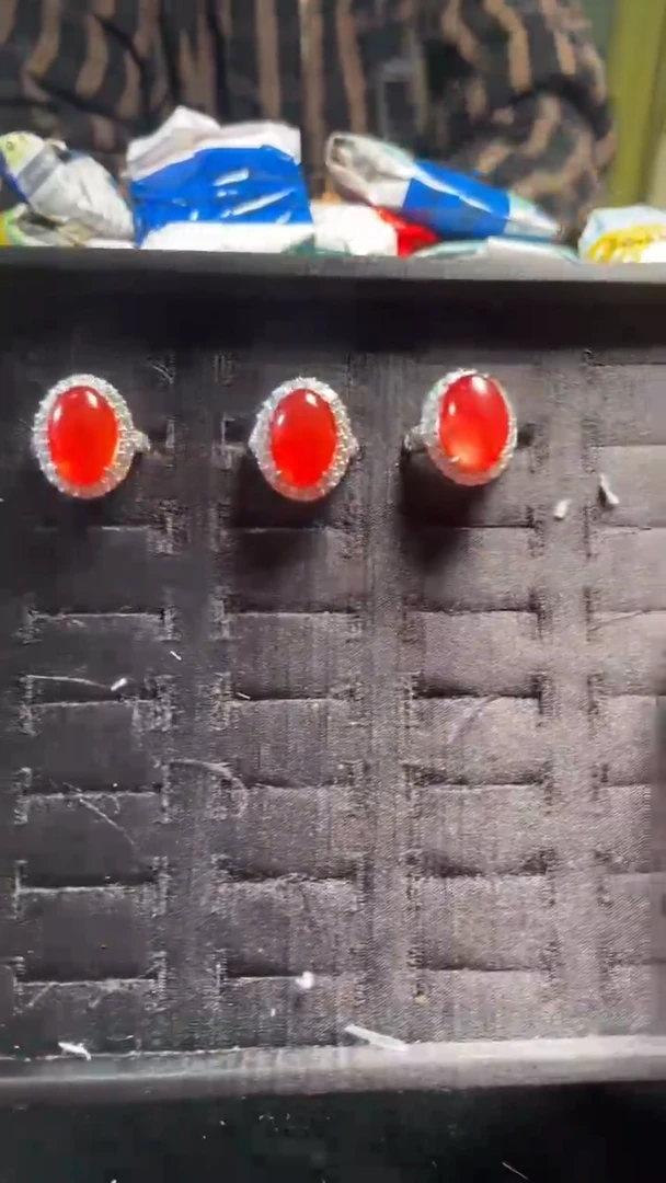 林子收货时尚戒指X24