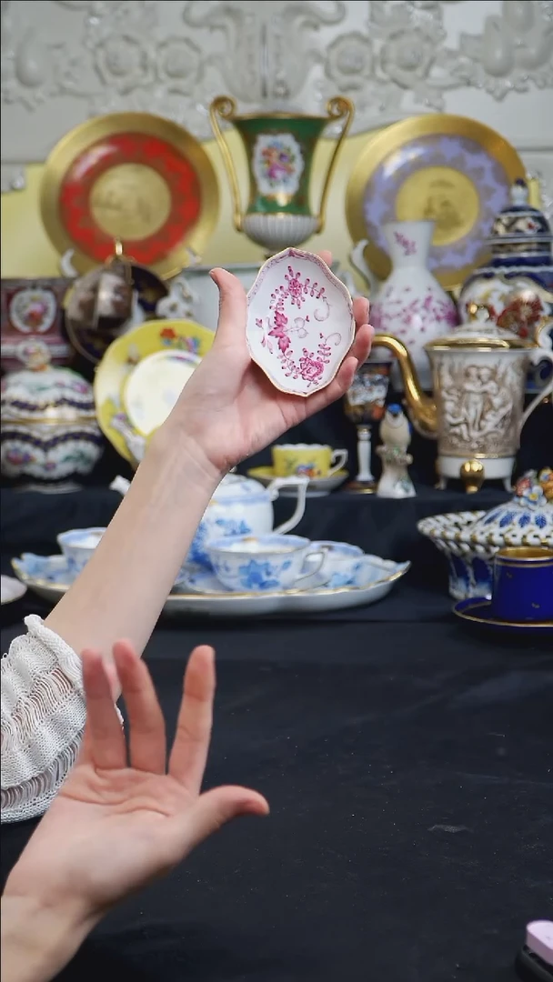 骨瓷婷婷中古器物如图所示42