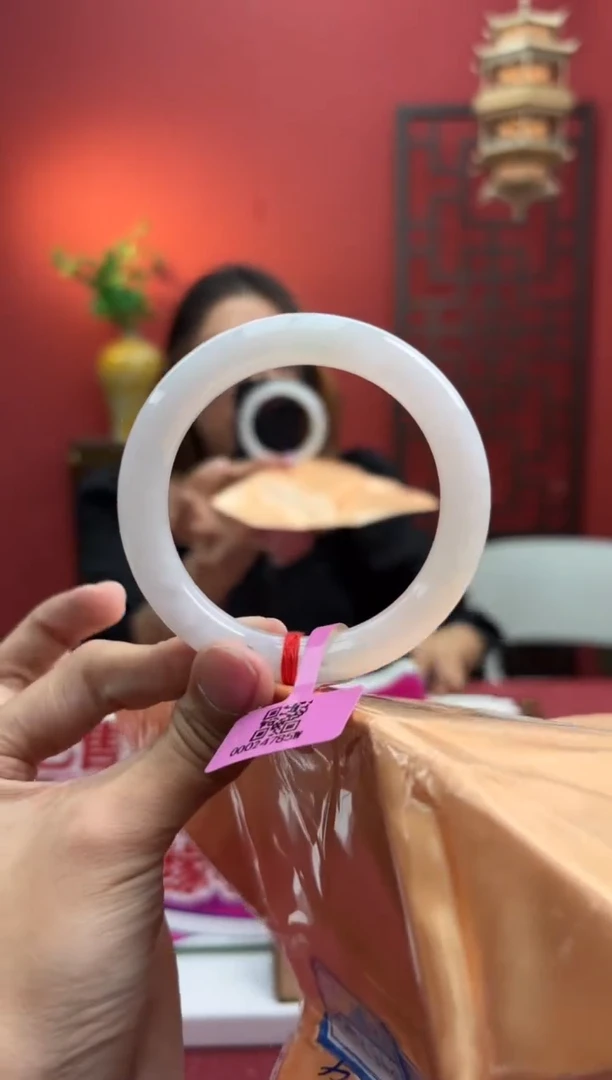 未镶嵌手镯（圆镯）翡翠翡翠手镯11