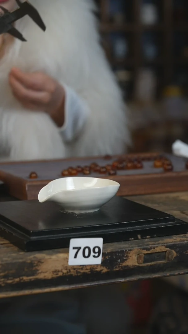 【闪购商品】瓷片2颗标题标题标题标题