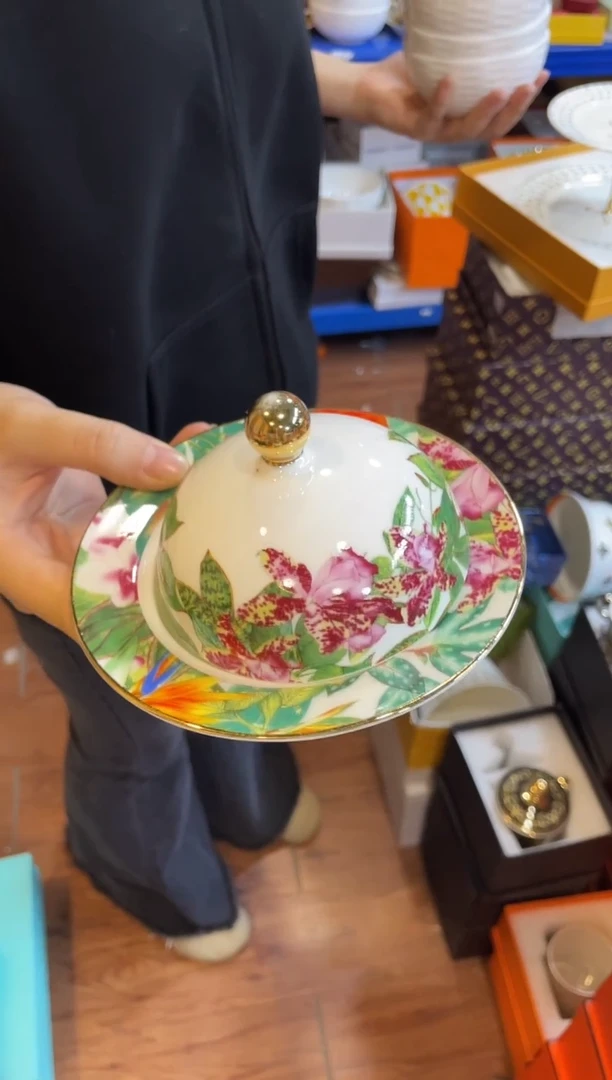 杯鸿辉家品牌瓷器，京东包邮！