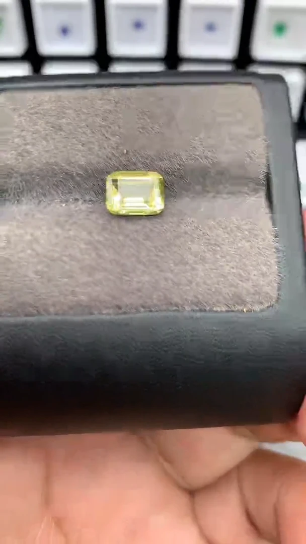 水晶珠宝半成品未镶嵌2.2克拉