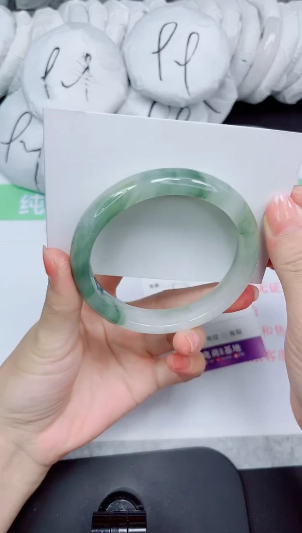 石英质玉手镯未镶嵌221-60