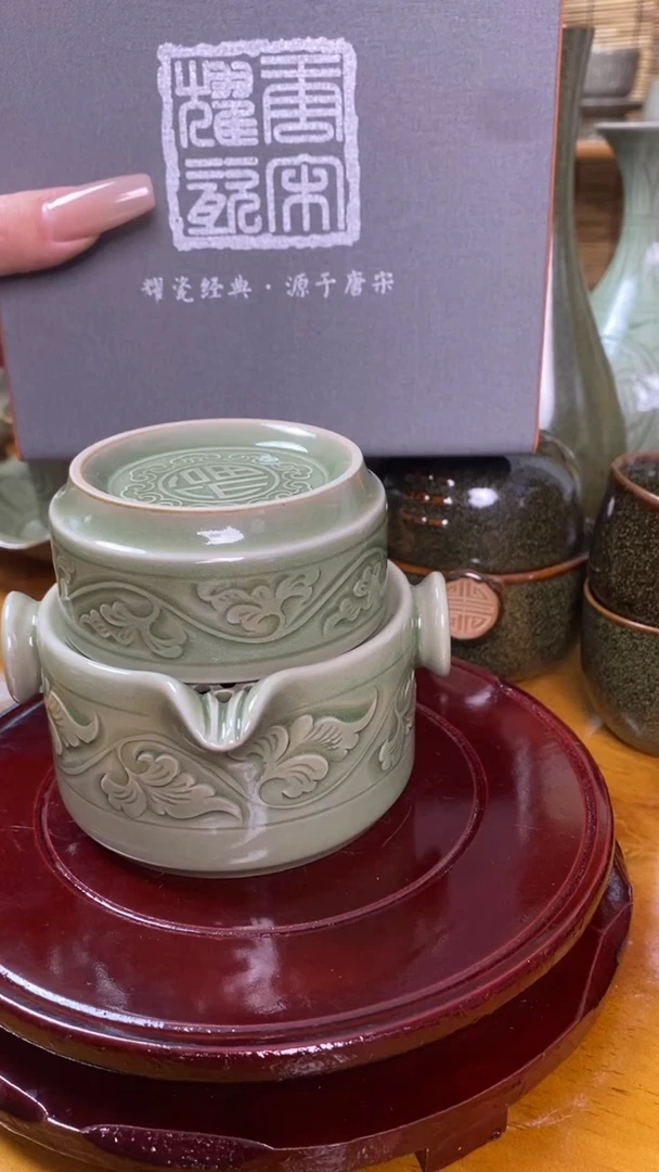 杯青瓷牡丹纹手工快客杯+礼盒