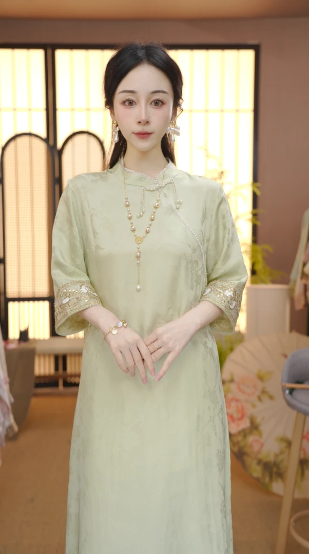 （止此青绿）2025中式穿珠改良斜襟春夏季女装宽松连衣裙FB2503061