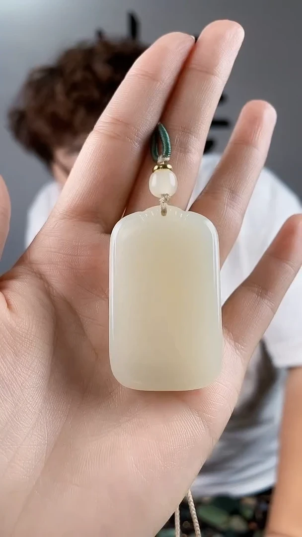 和田玉未镶嵌颈饰拍一发一，多样性发货