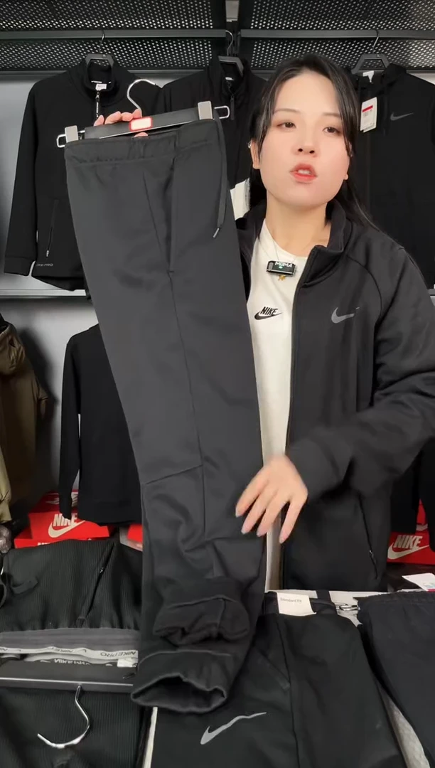 932256黑标薄绒束脚裤 L码130-150斤