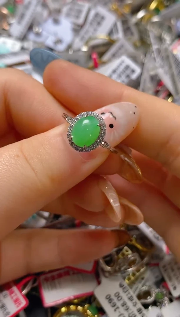 银S925镶嵌戒指翡翠百内无证书