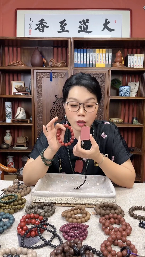 泥塑【福利专属】花蕊夫人无事牌（戴绳不穿)