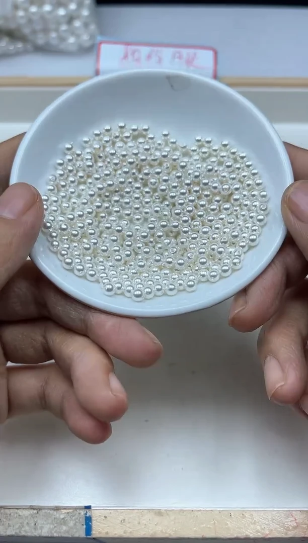 未镶嵌拼合珍珠（马贝珠）散珠B779 白贝珠4mm50个9.9元