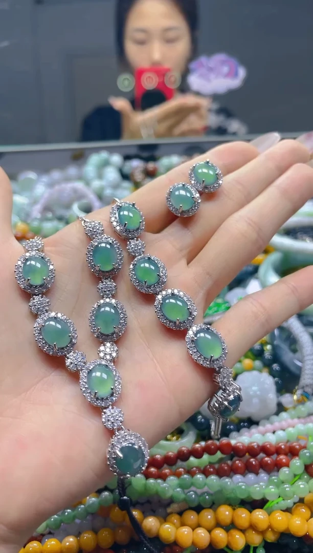 颈饰未镶嵌翡翠/S/翡翠A货，一件也是批发价