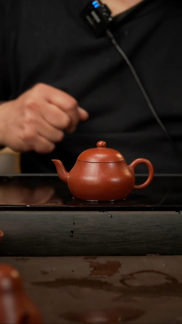 茶壶紫砂15，梨形，朱泥，120cc