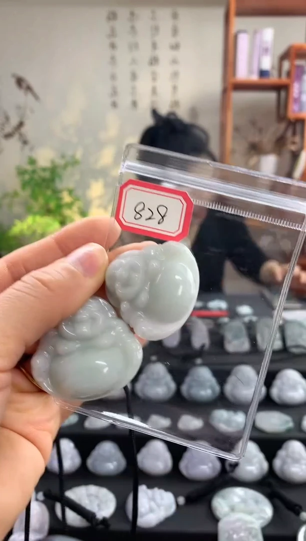 【闪购商品】翡翠颈饰未镶嵌佛公828 多样性发一件