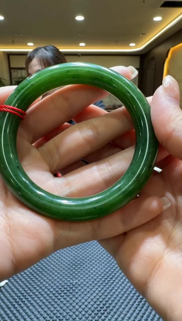 颈饰未镶嵌和田玉手镯59