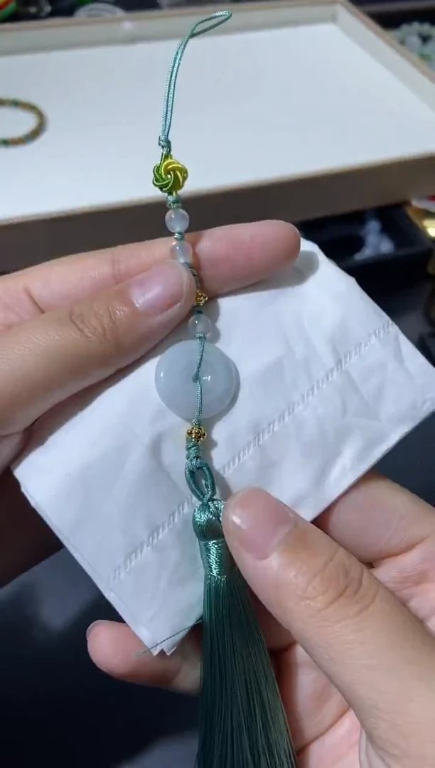 颈饰未镶嵌翡翠天然翡翠A货2多样性发一