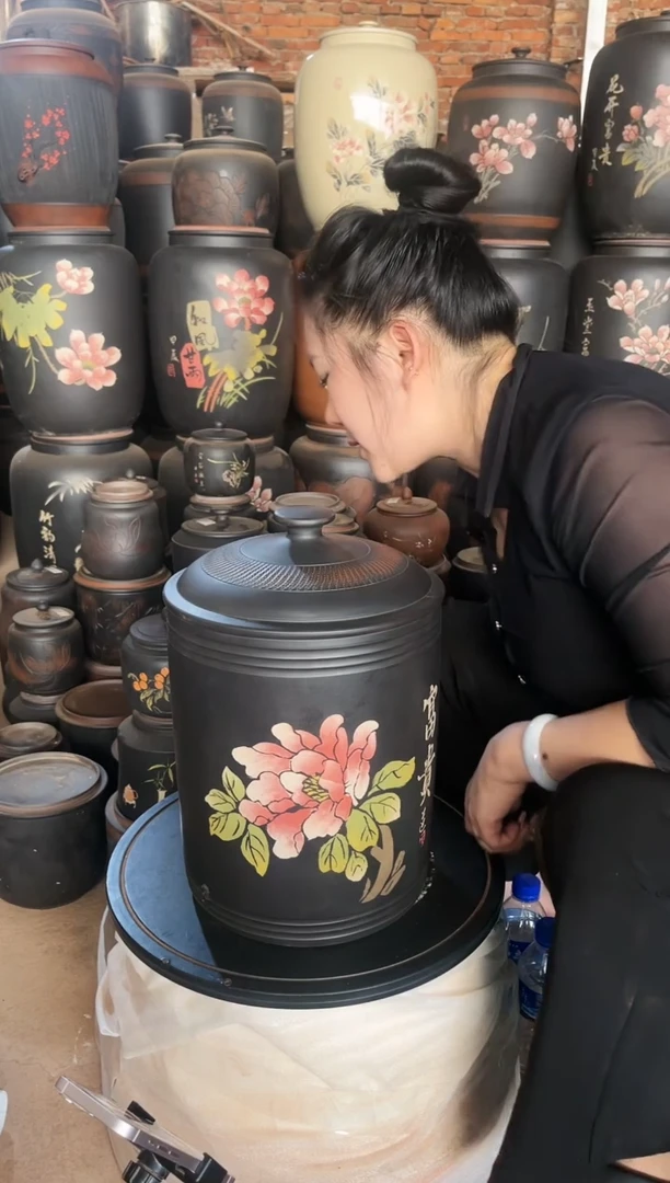 【闪购商品】壶完品 饼缸彩填 高36cm 279