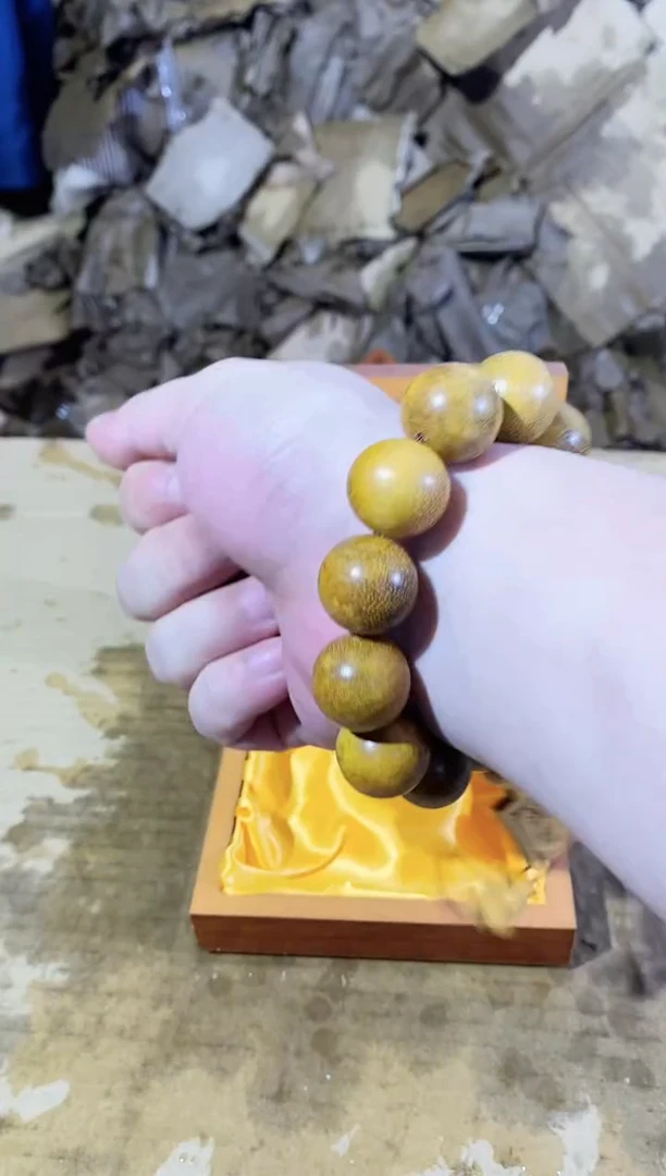 其他C808608不带礼盒璟德商品链接