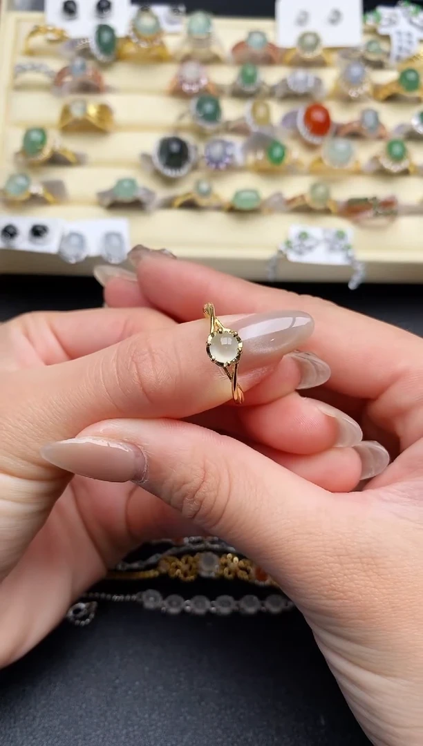 【闪购商品】翡翠戒指银S925镶嵌33333333+3