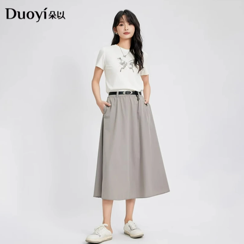 朵以2024夏季新款简约百搭圆领套头钉珠印花短袖T恤女39DX337091