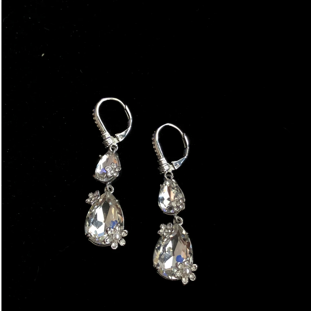 钛钢合成锆石耳饰 A0084 小众设计感个性锆石水滴耳环