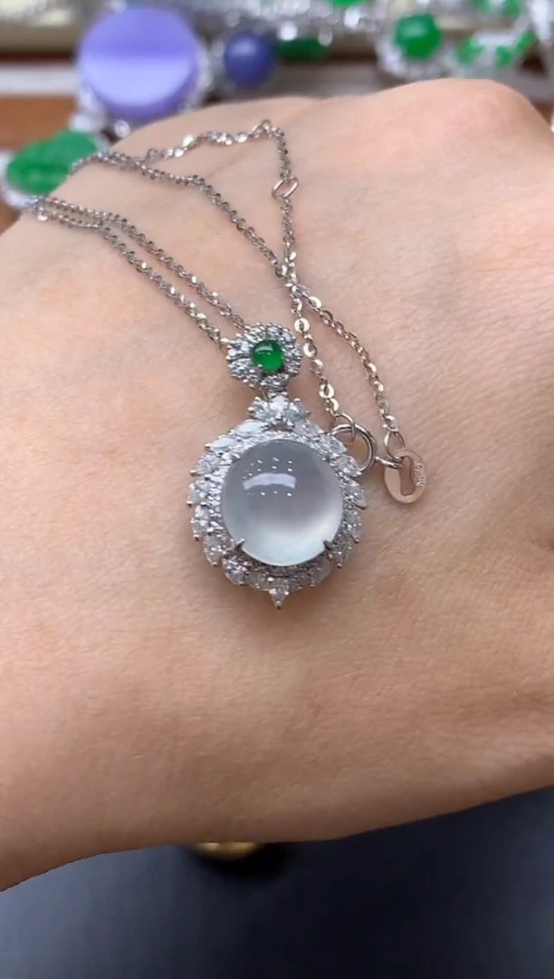 颈饰18K金镶嵌翡翠534-中国好珍宝