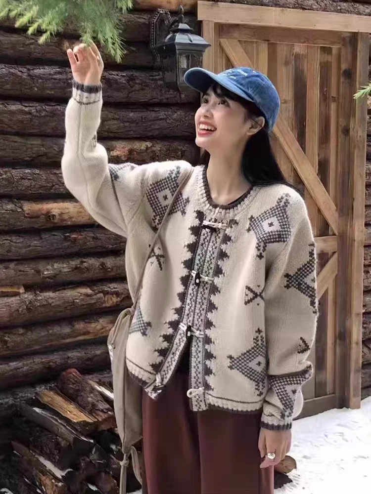 韩系复古提花圆领牛角扣毛衣外套宽松慵懒费尔岛针织上衣