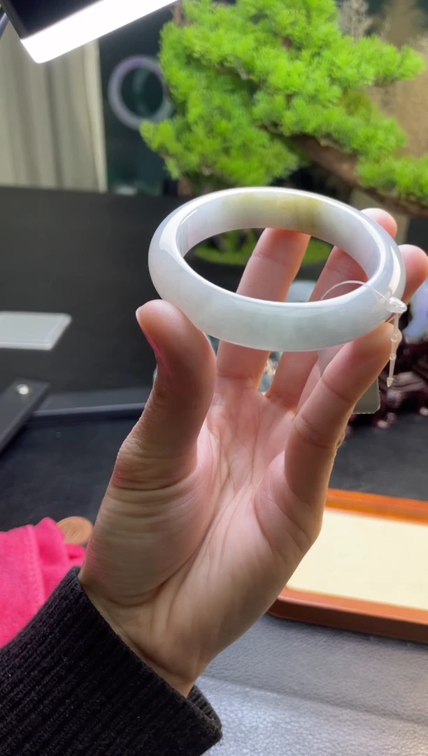 【闪购商品】翡翠手镯未镶嵌手镯