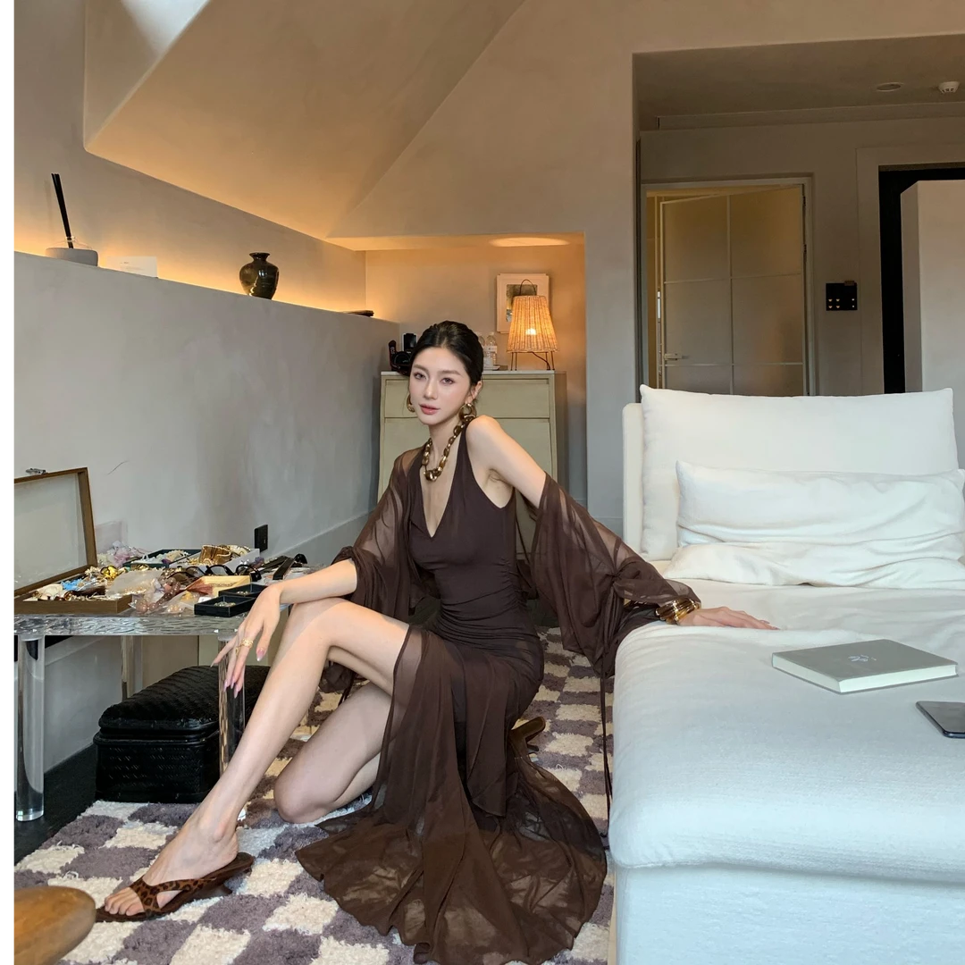 車車【浮生梦】设计师气质V领轻奢女装无袖吊带网纱连衣裙CC50064