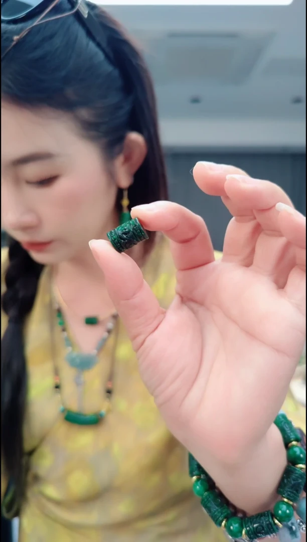 颈饰未镶嵌翡翠1629桶珠
