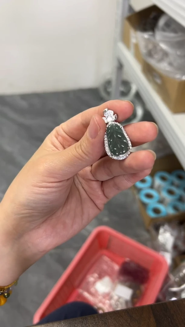 项链未镶嵌翡翠蓝水翡翠镶嵌款叶子吊坠[0502]