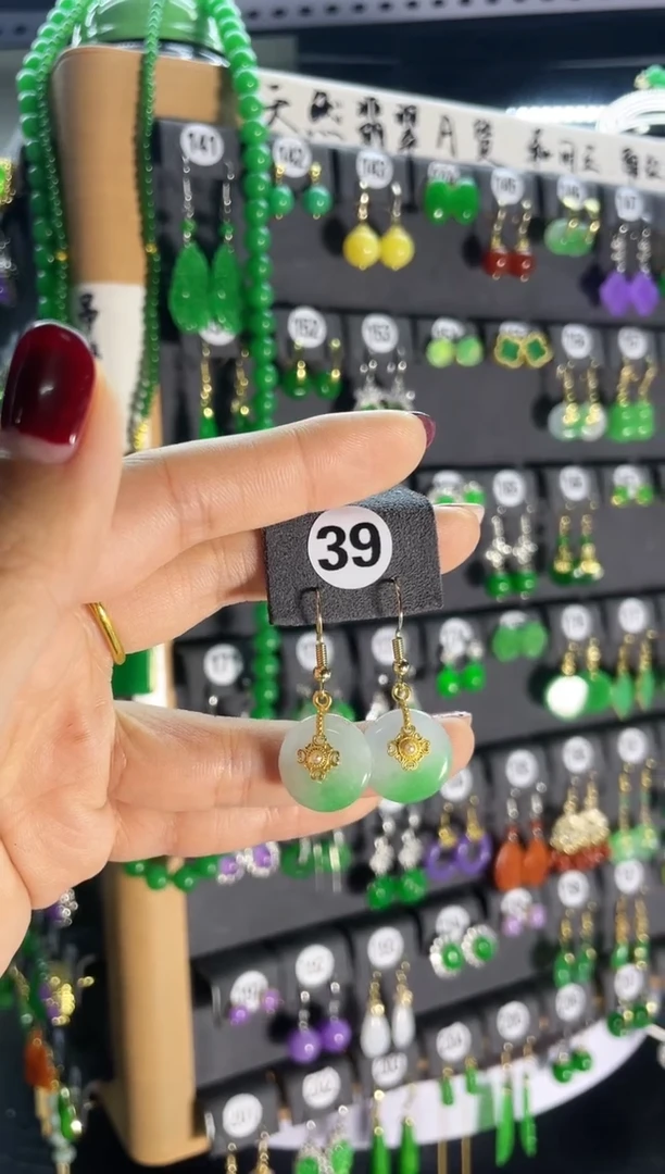 【闪购商品】翡翠耳饰银S925镶嵌39..