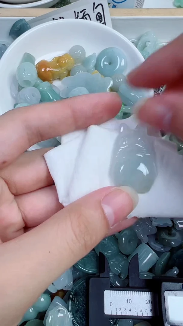 散珠翡翠614号链接，A货翡翠