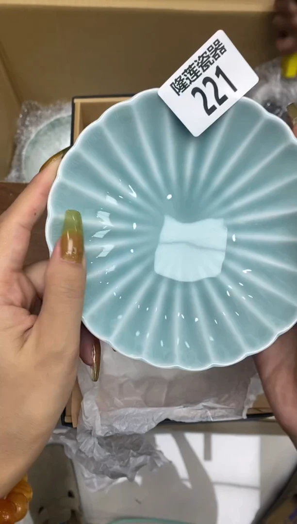 瓷片隆莲瓷器欢迎大家